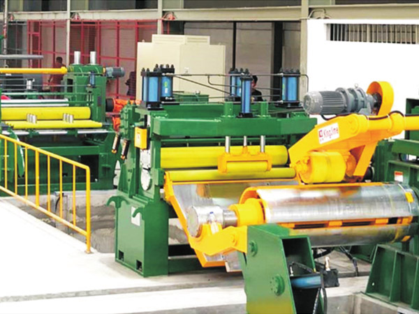 KJS120數控精(jīng)密開卷(juàn)整平縱(zòng)剪生産(chǎn)線