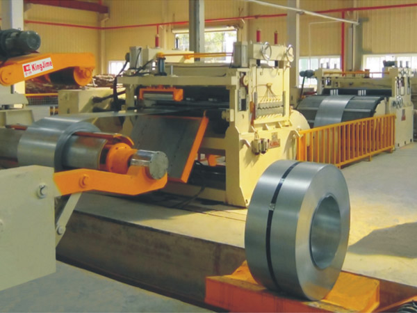 KJH60薄(báo)闆高速數控(kong)精密開卷整(zhěng)平橫切生産(chan)線